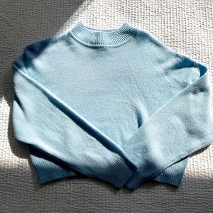 H&M KNIT MOCKNECK CROPPED SWEATER